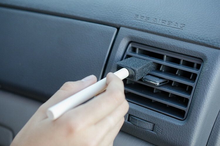 craft brush cleaning car vents
