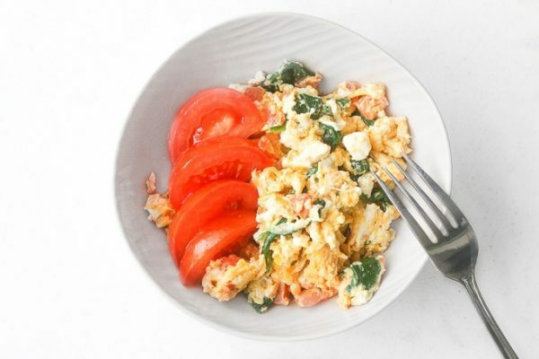 Delicious Mediterranean diet breakfast recipe ideas. Checkout these easy Mediterranean recipes!