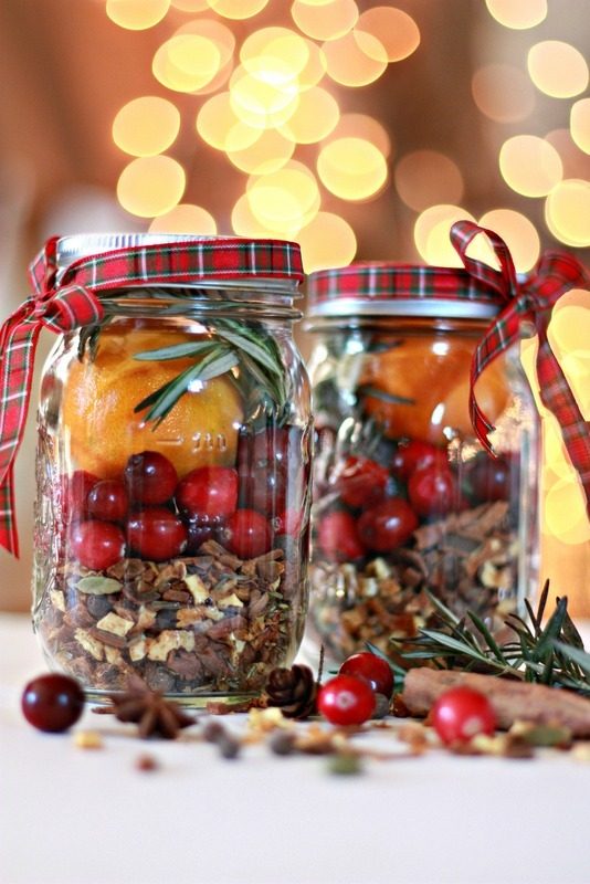 DIY Mason Jar Gift Ideas. 23 Gifts in a jar ideas that everyone will love.