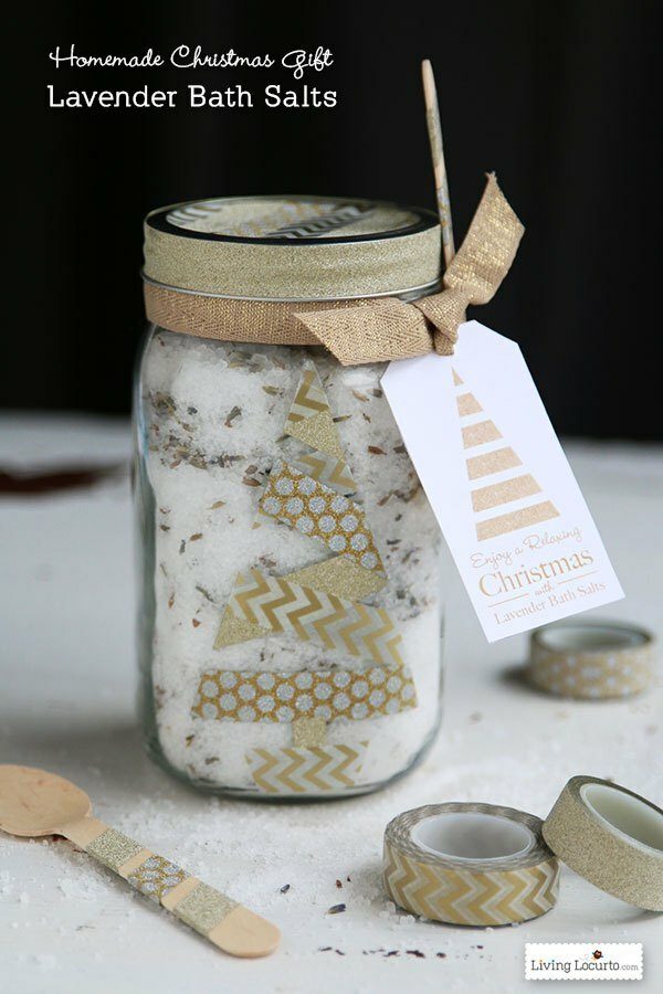 DIY Mason Jar Gift Ideas. 23 Gifts in a jar ideas that everyone will love.